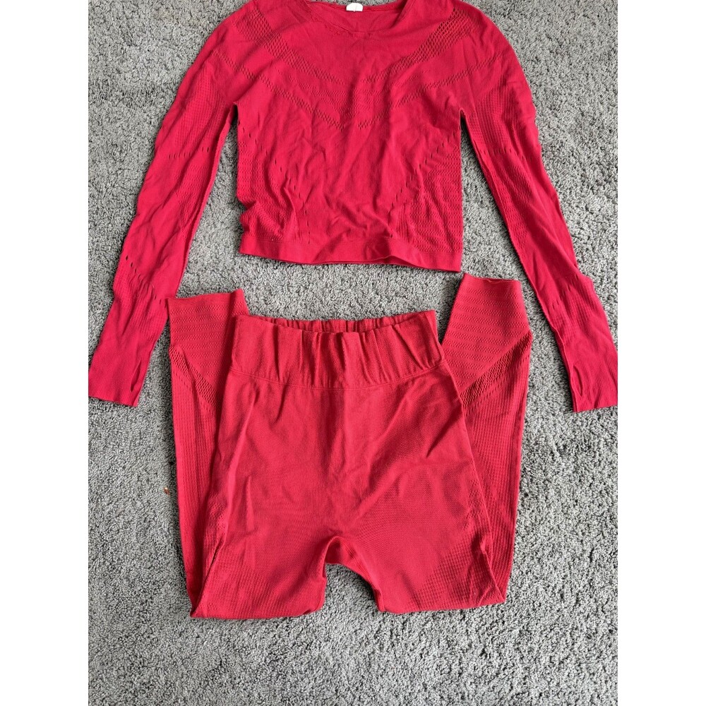 Fabletics Red SculptKnit Openwork Capri Leggings & Crop Top Set Thumbholes Sz S